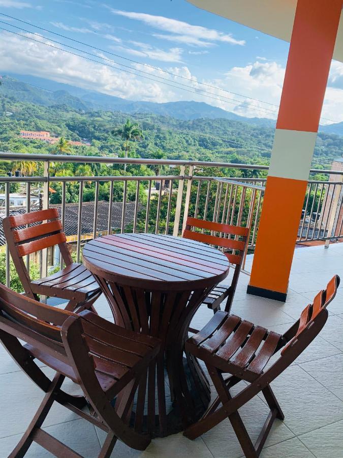 Hotel Bellavista Premium Villeta Exterior photo